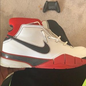 Kobe All star uptempos 2006